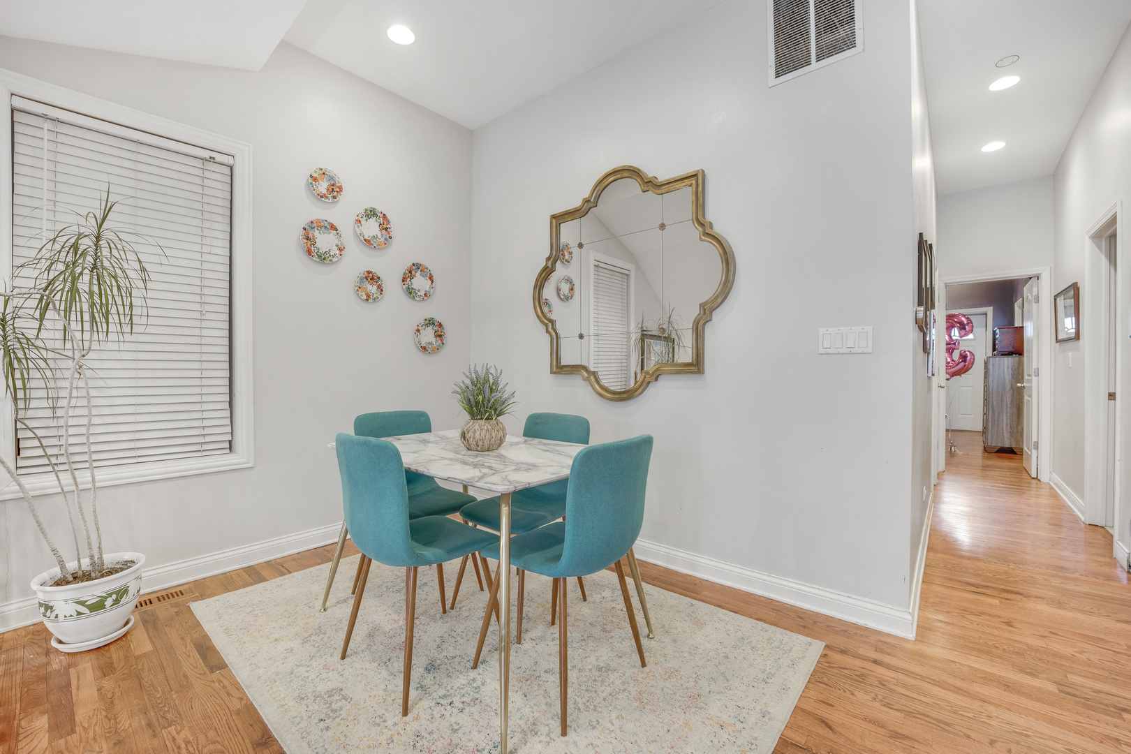 1111 N Mozart Street Unit: 1
