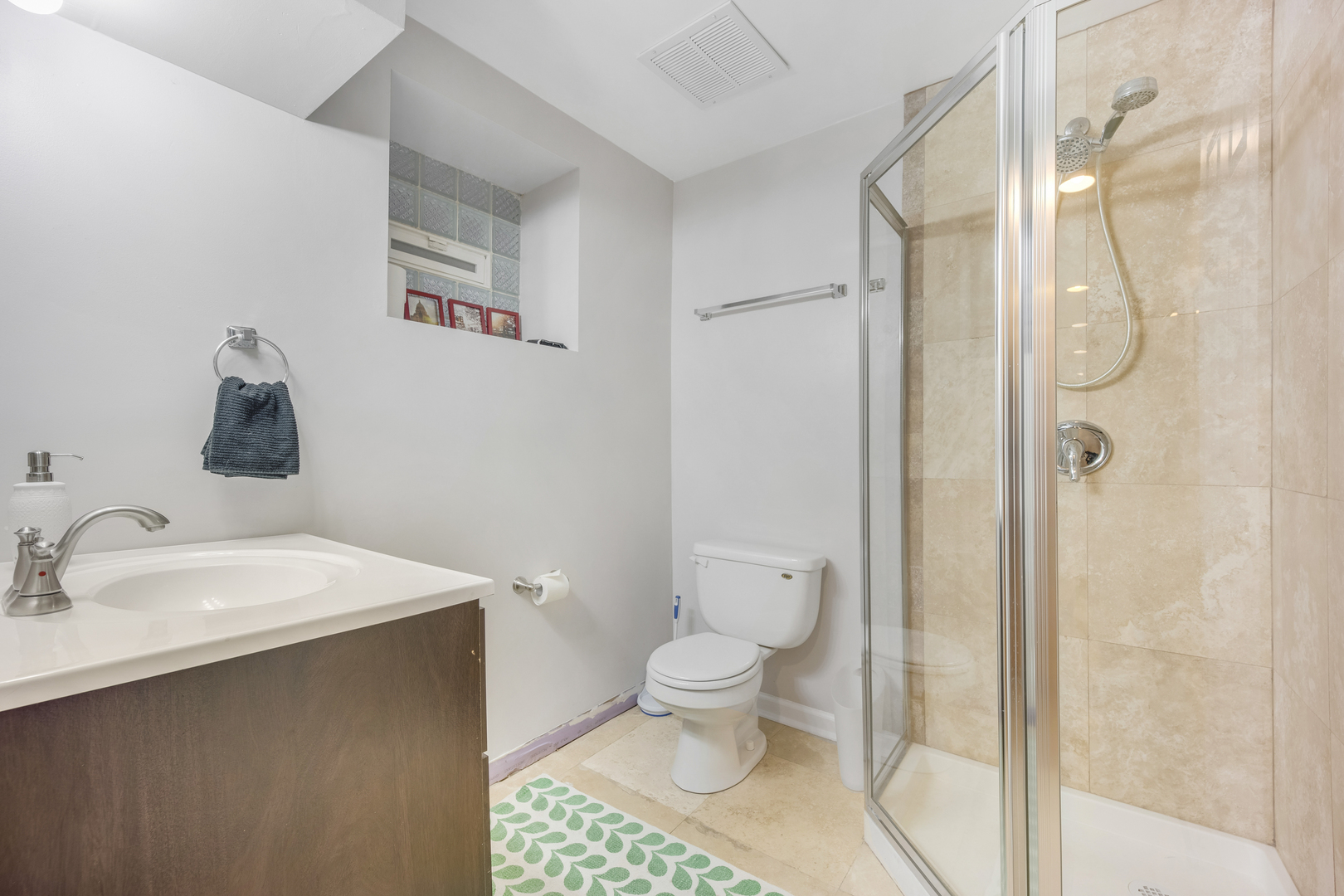 1111 N Mozart Street Unit: 1