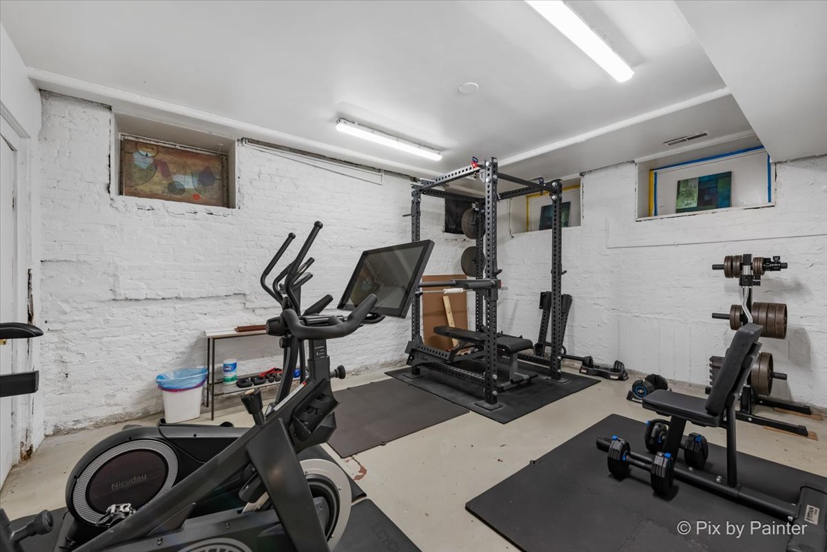 1500 N La Salle Drive Unit: 6A