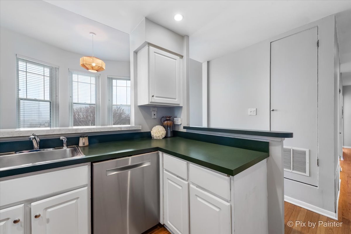 1500 N La Salle Drive Unit: 6A