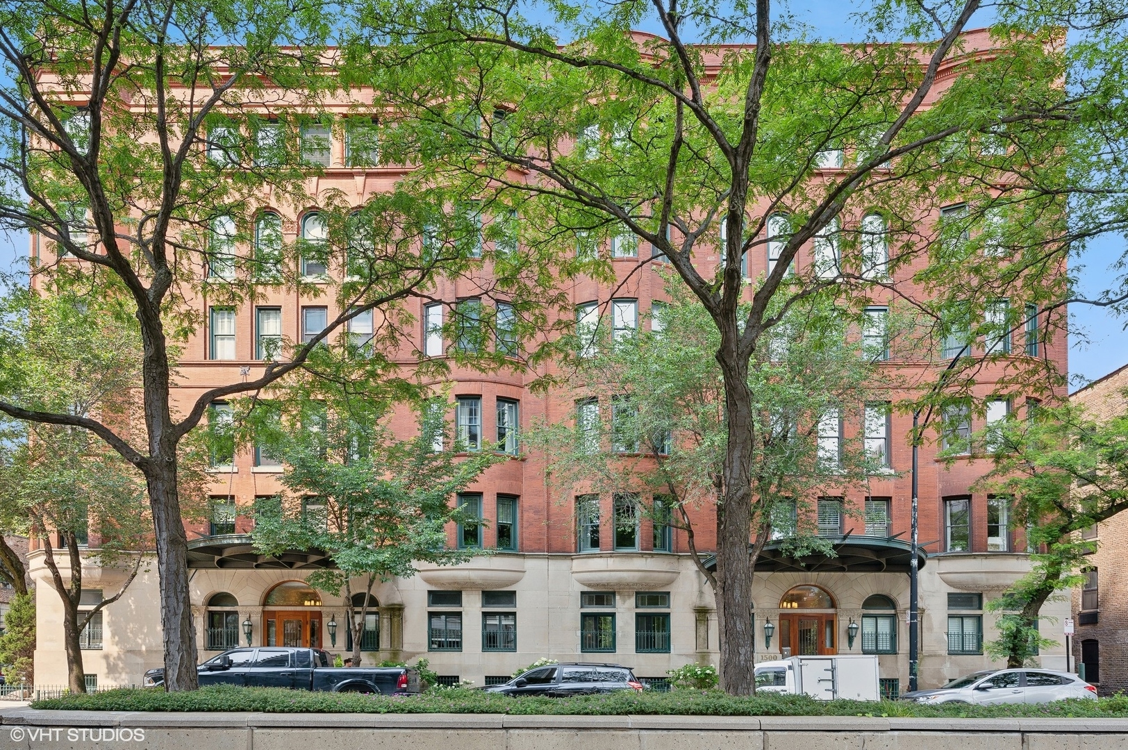 1500 N La Salle Drive Unit: 6A