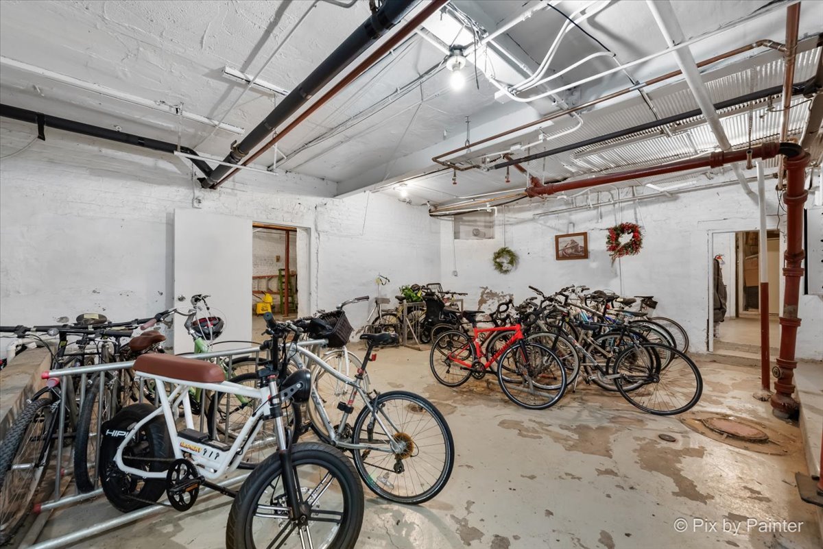1500 N La Salle Drive Unit: 6A