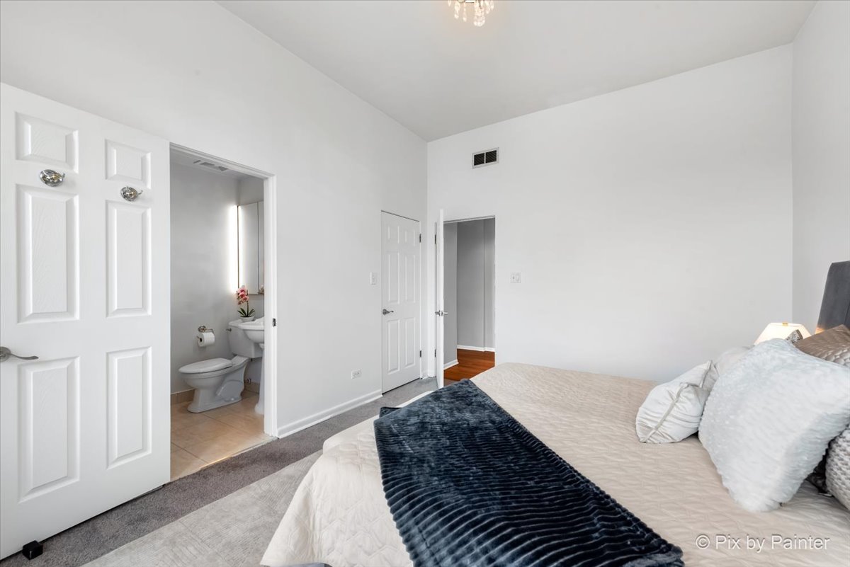 1500 N La Salle Drive Unit: 6A