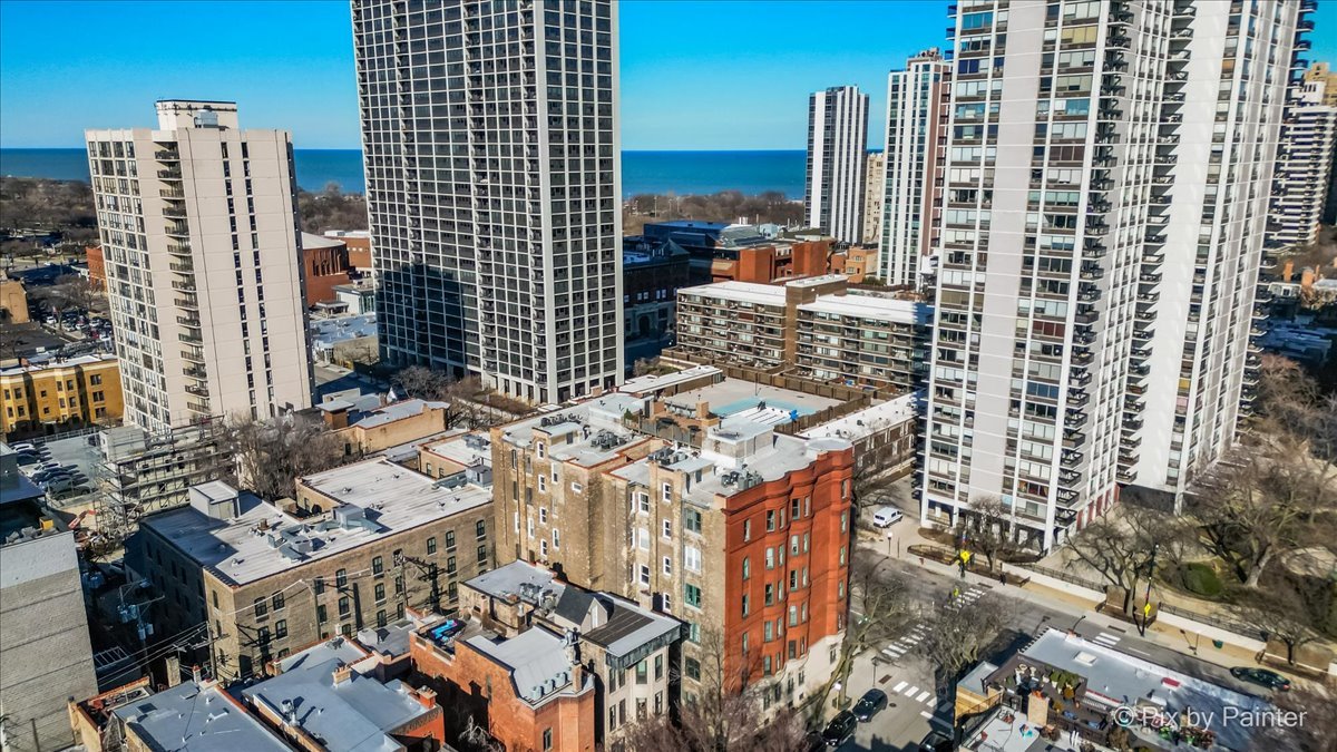 1500 N La Salle Drive Unit: 6A