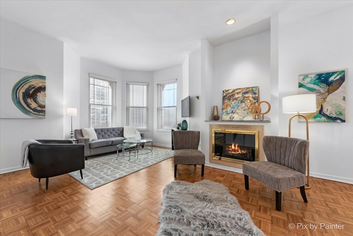 1500 N La Salle Drive Unit: 6A