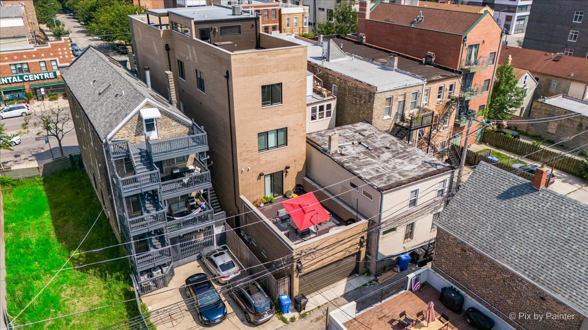 864 N Ashland Avenue Unit: 2