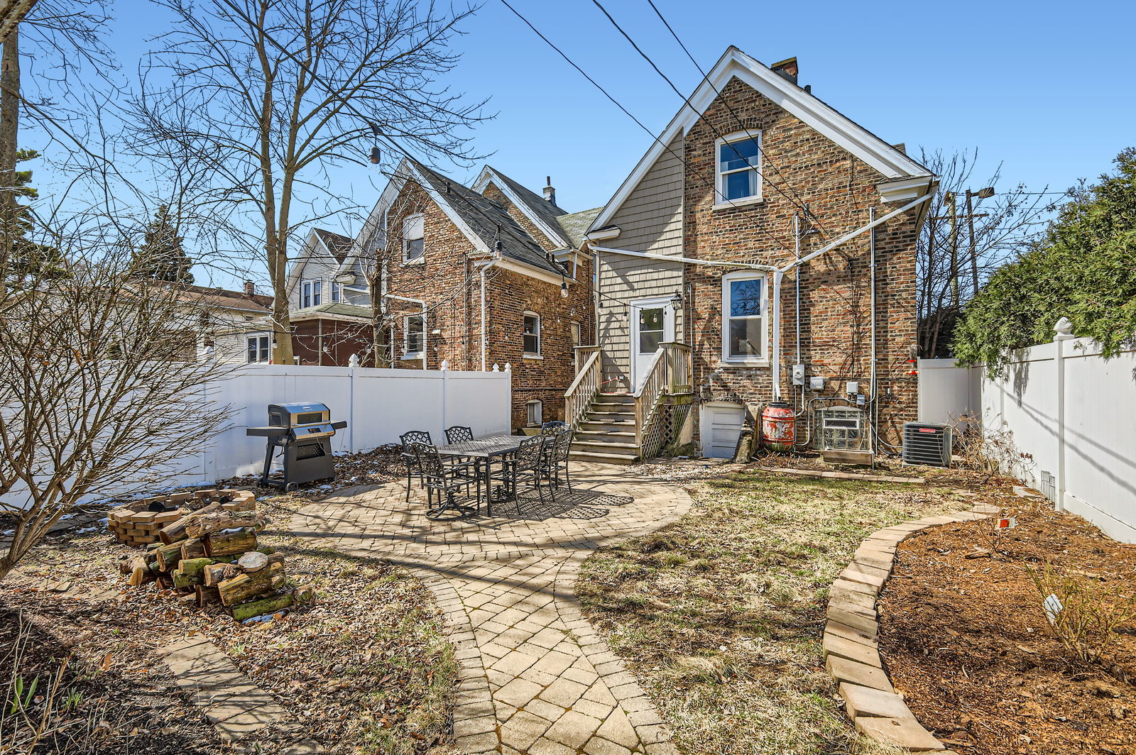 418 Ferdinand Avenue