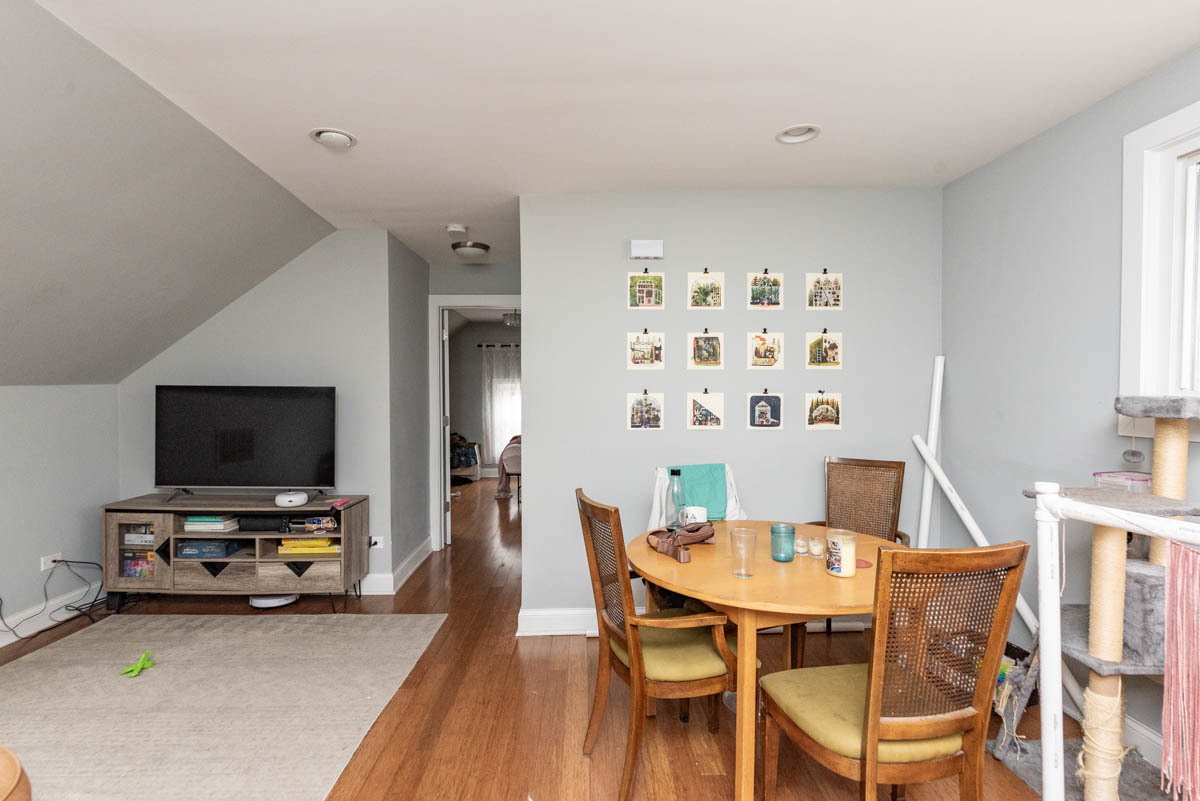 848 N Wood Street Unit: 3
