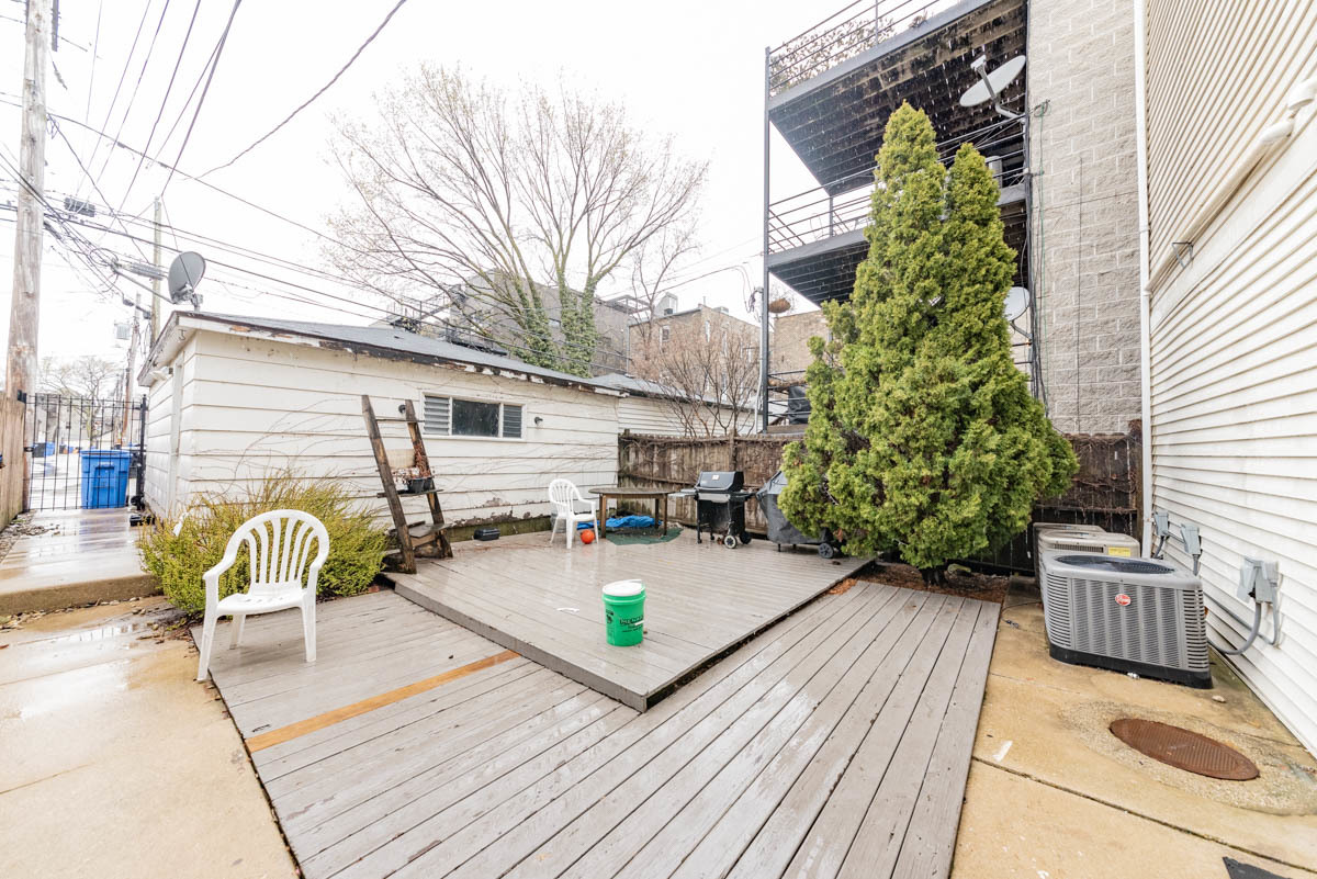 848 N Wood Street Unit: 3