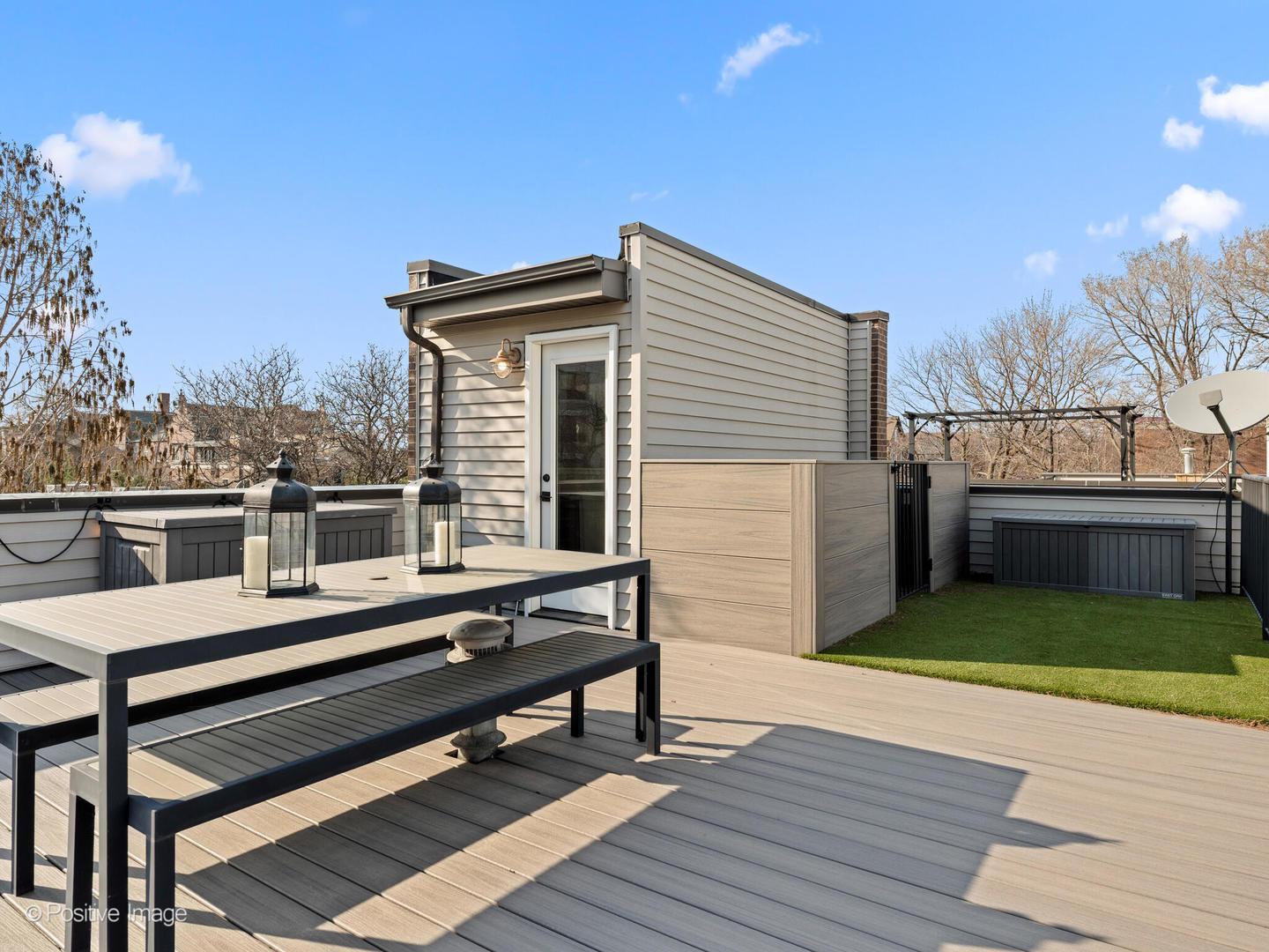 1757 N PAULINA Street Unit: R