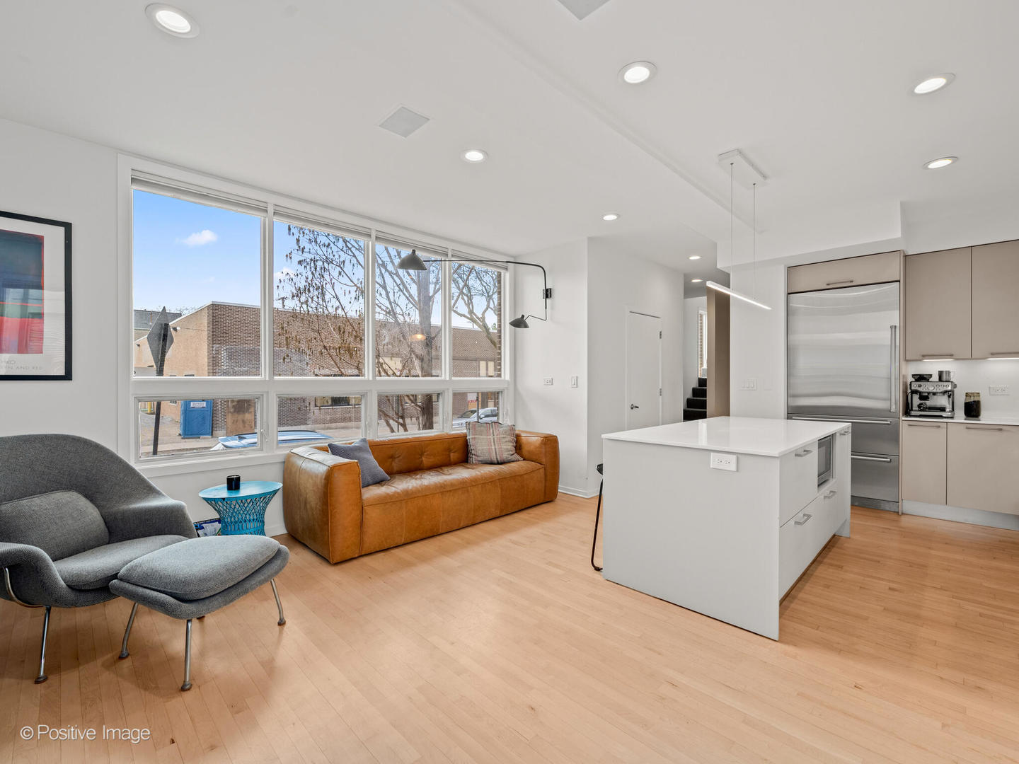 1757 N PAULINA Street Unit: R