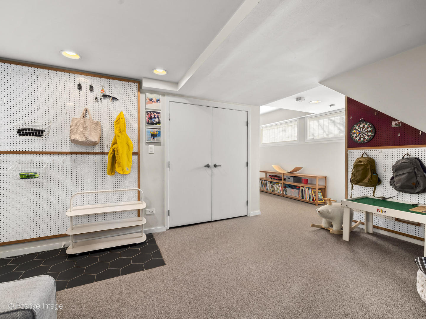 1757 N PAULINA Street Unit: R