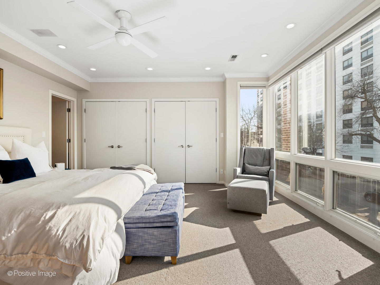 1757 N PAULINA Street Unit: R