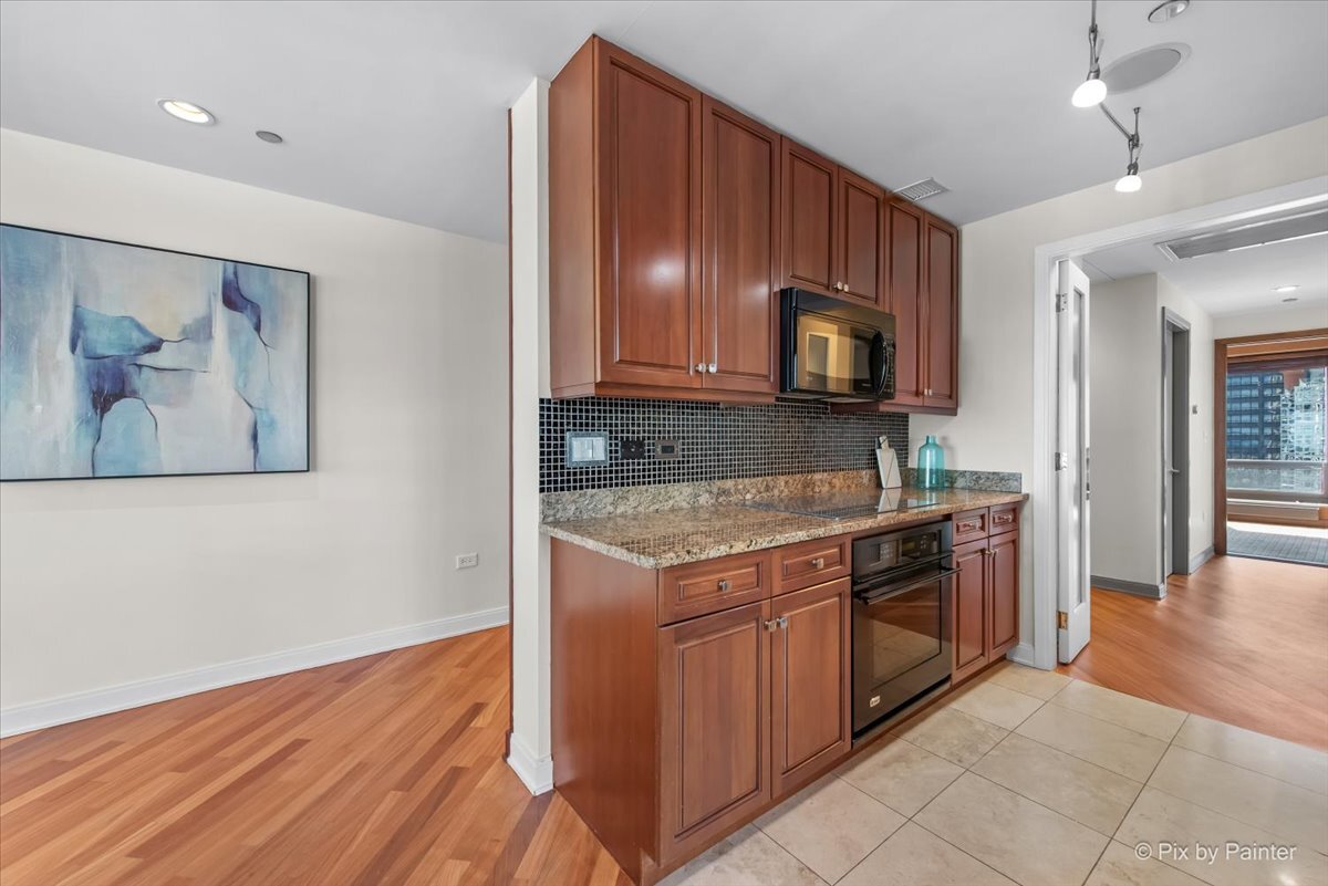 130 N Garland Court Unit: 3401