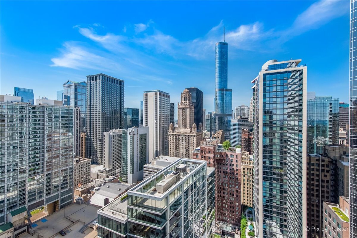 130 N Garland Court Unit: 3401