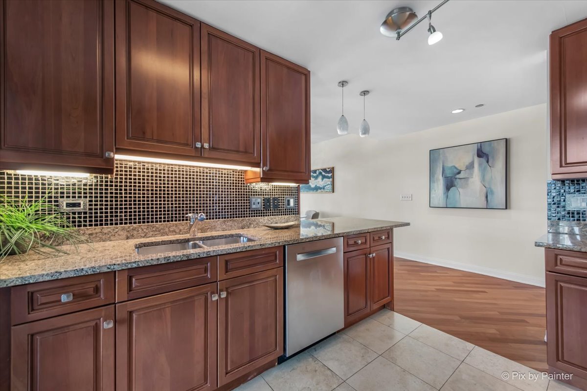 130 N Garland Court Unit: 3401