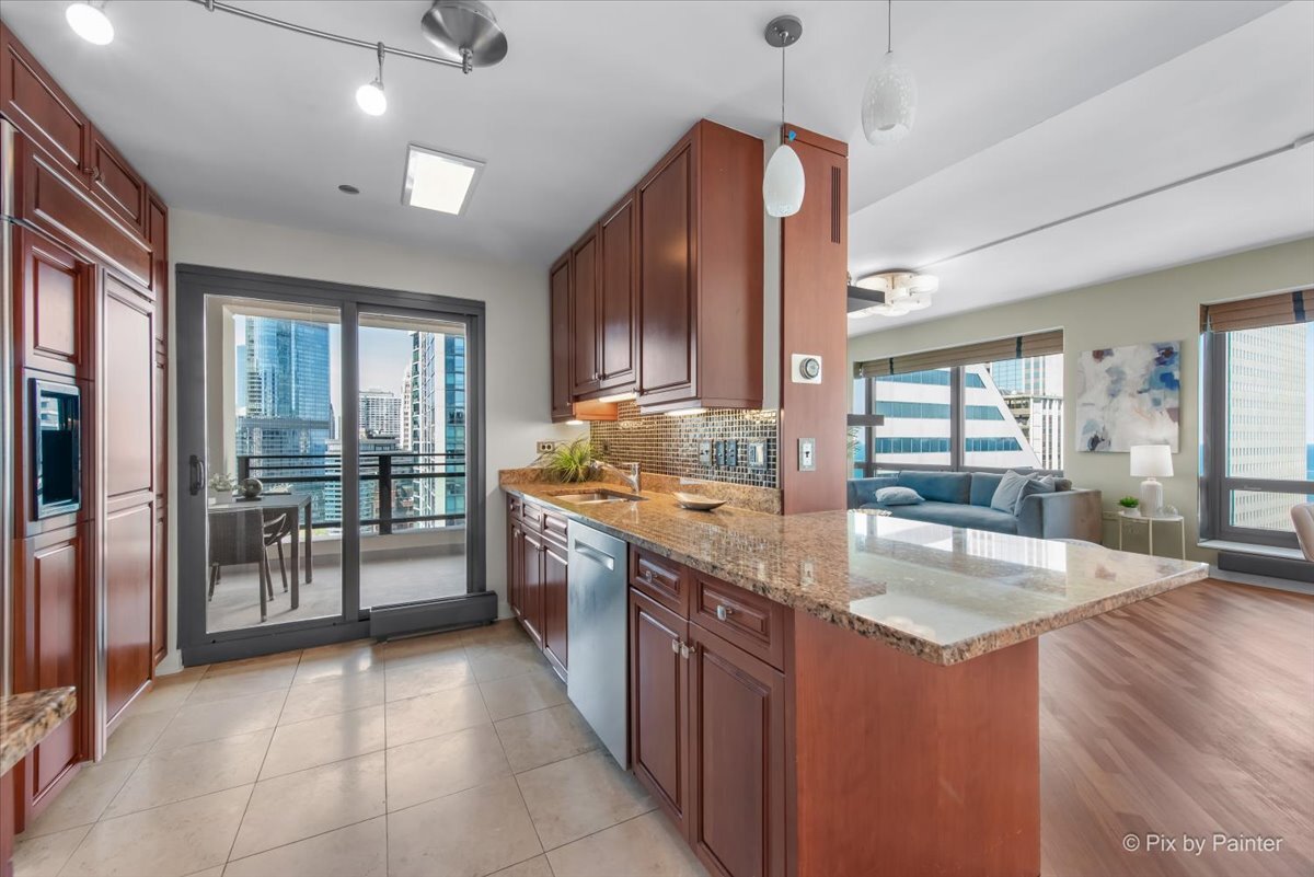 130 N Garland Court Unit: 3401