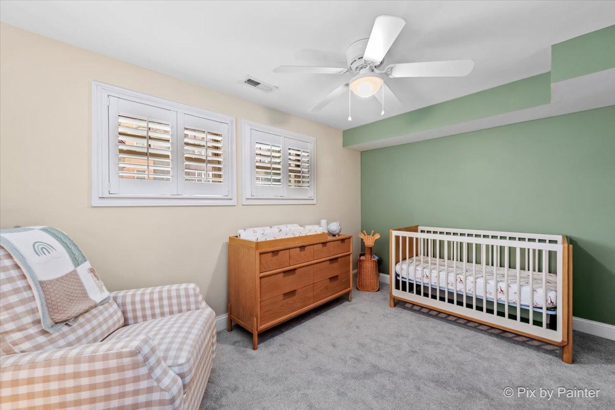 2658 W GUNNISON Street Unit: 1