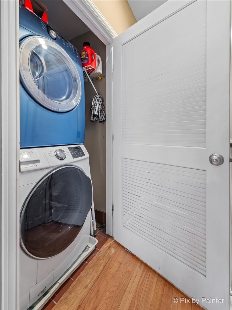 2658 W GUNNISON Street Unit: 1