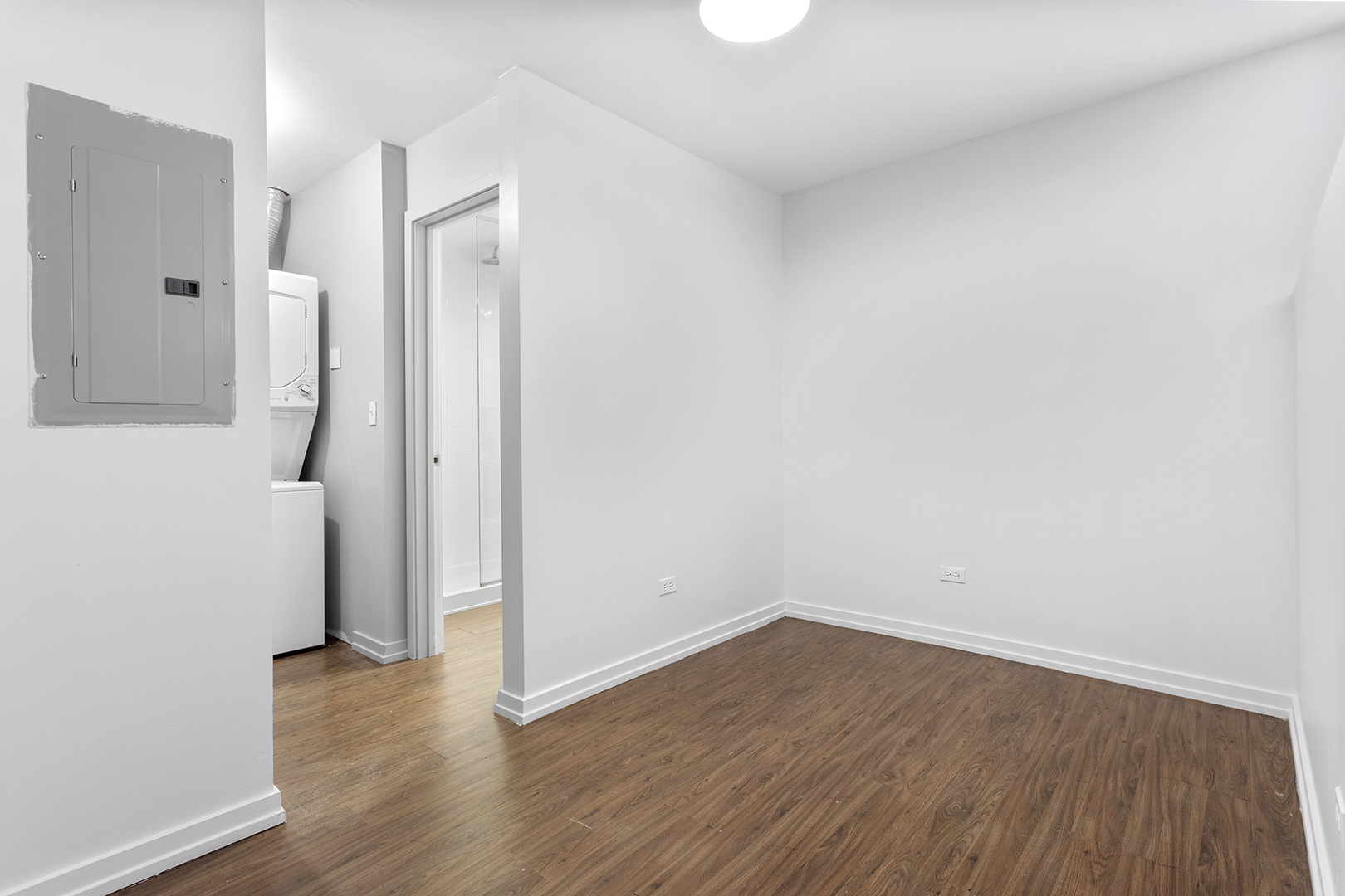 6134 N Kenmore Avenue Unit: 404
