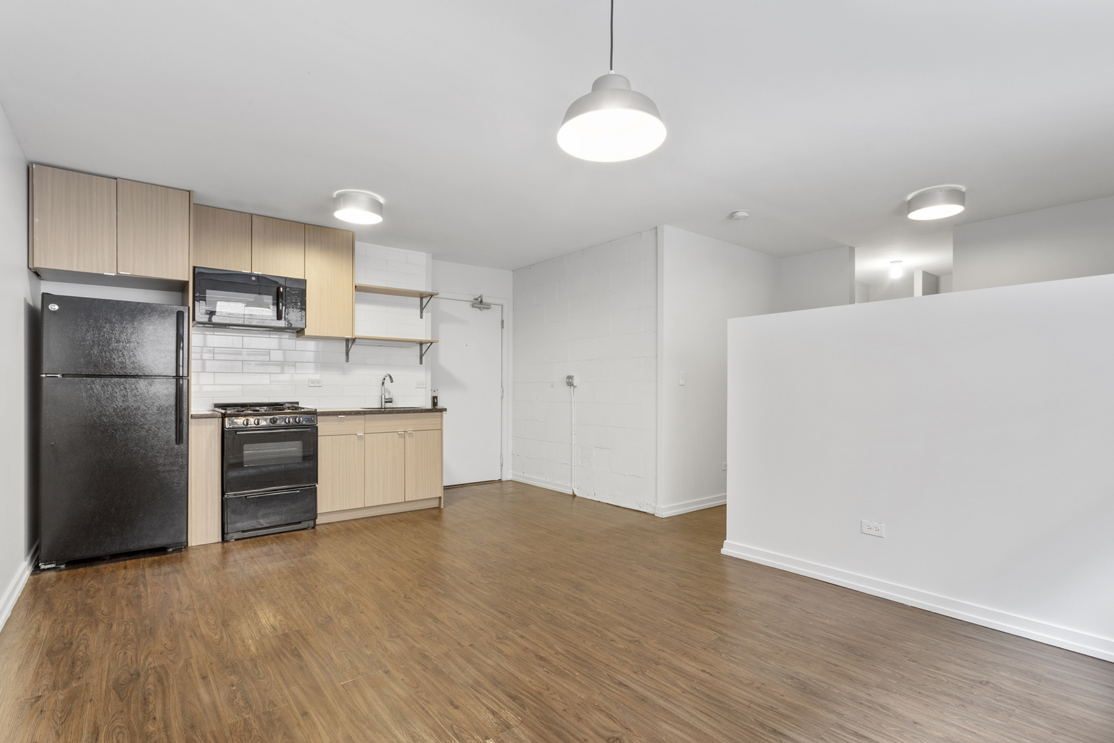 6134 N Kenmore Avenue Unit: 404