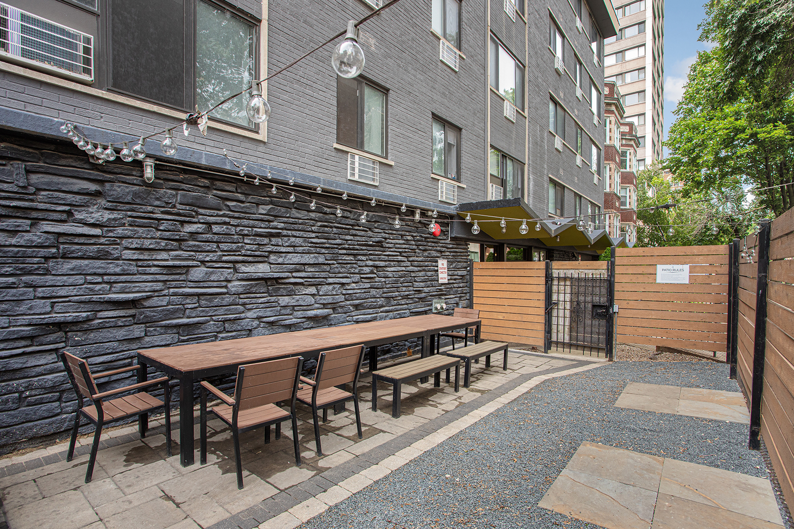 6134 N Kenmore Avenue Unit: 404