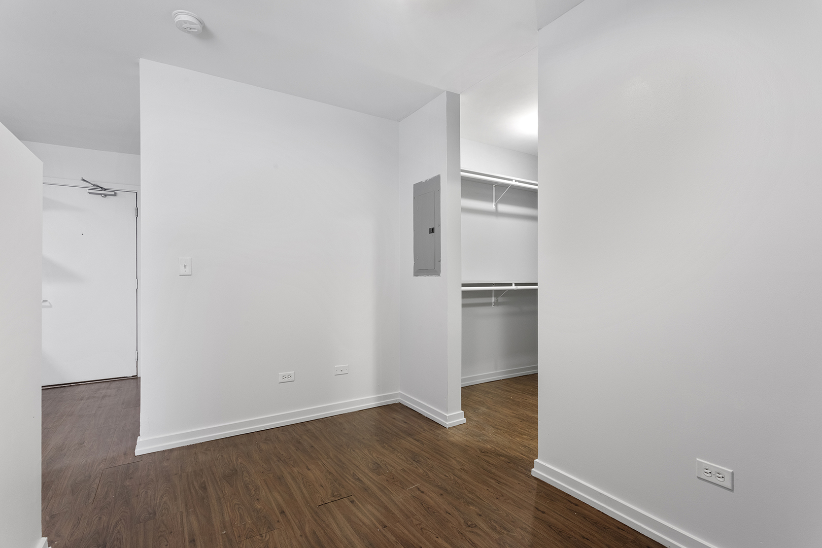 6134 N Kenmore Avenue Unit: 404