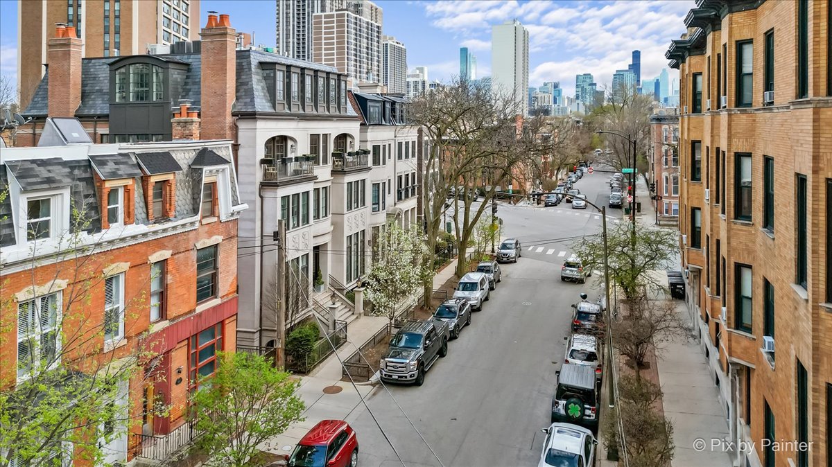 1917 N LINCOLN PARK WEST