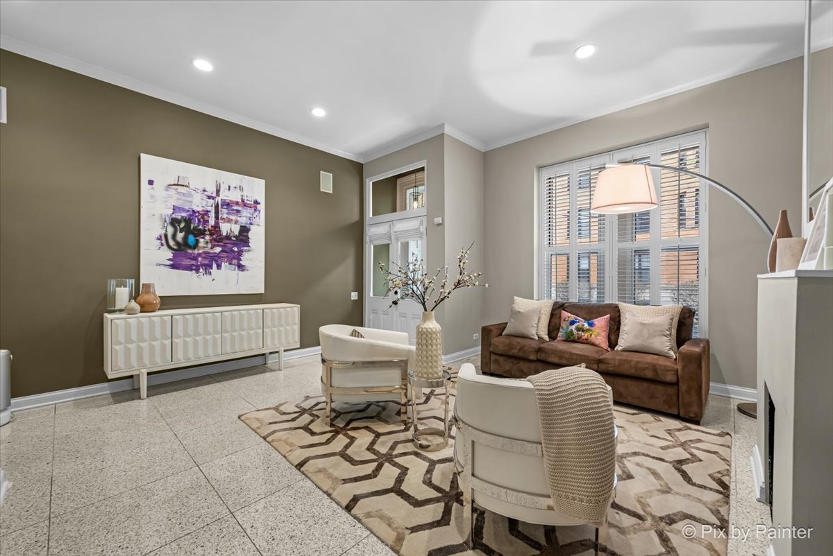 1917 N LINCOLN PARK WEST