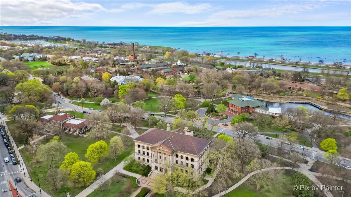 1917 N LINCOLN PARK WEST