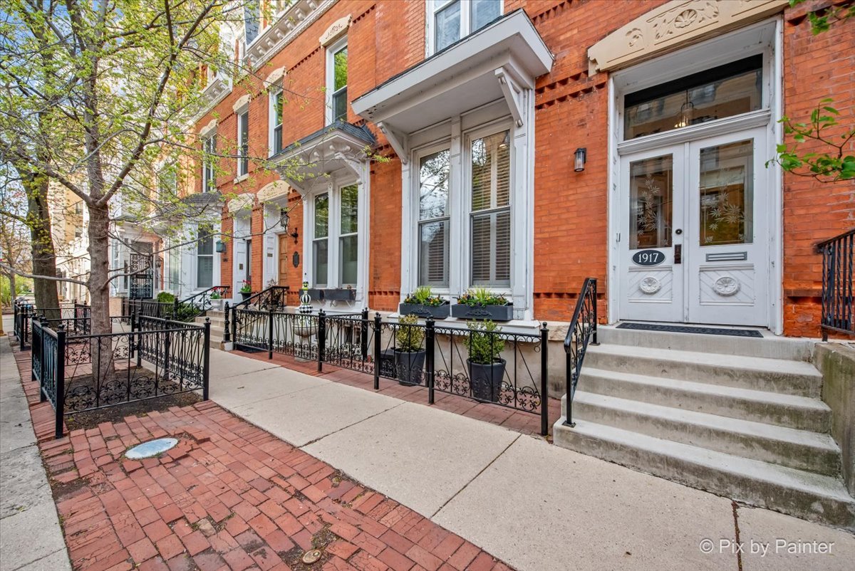 1917 N LINCOLN PARK WEST