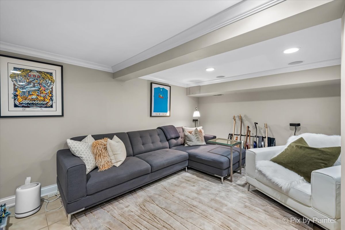 1917 N LINCOLN PARK WEST