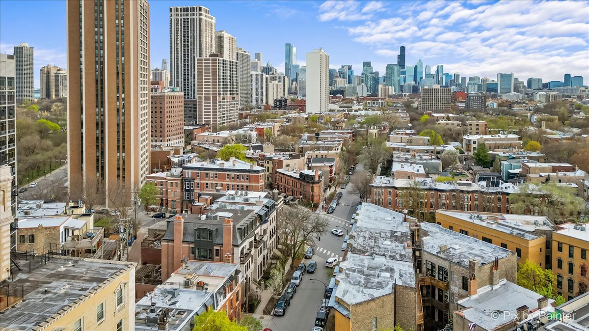1917 N LINCOLN PARK WEST