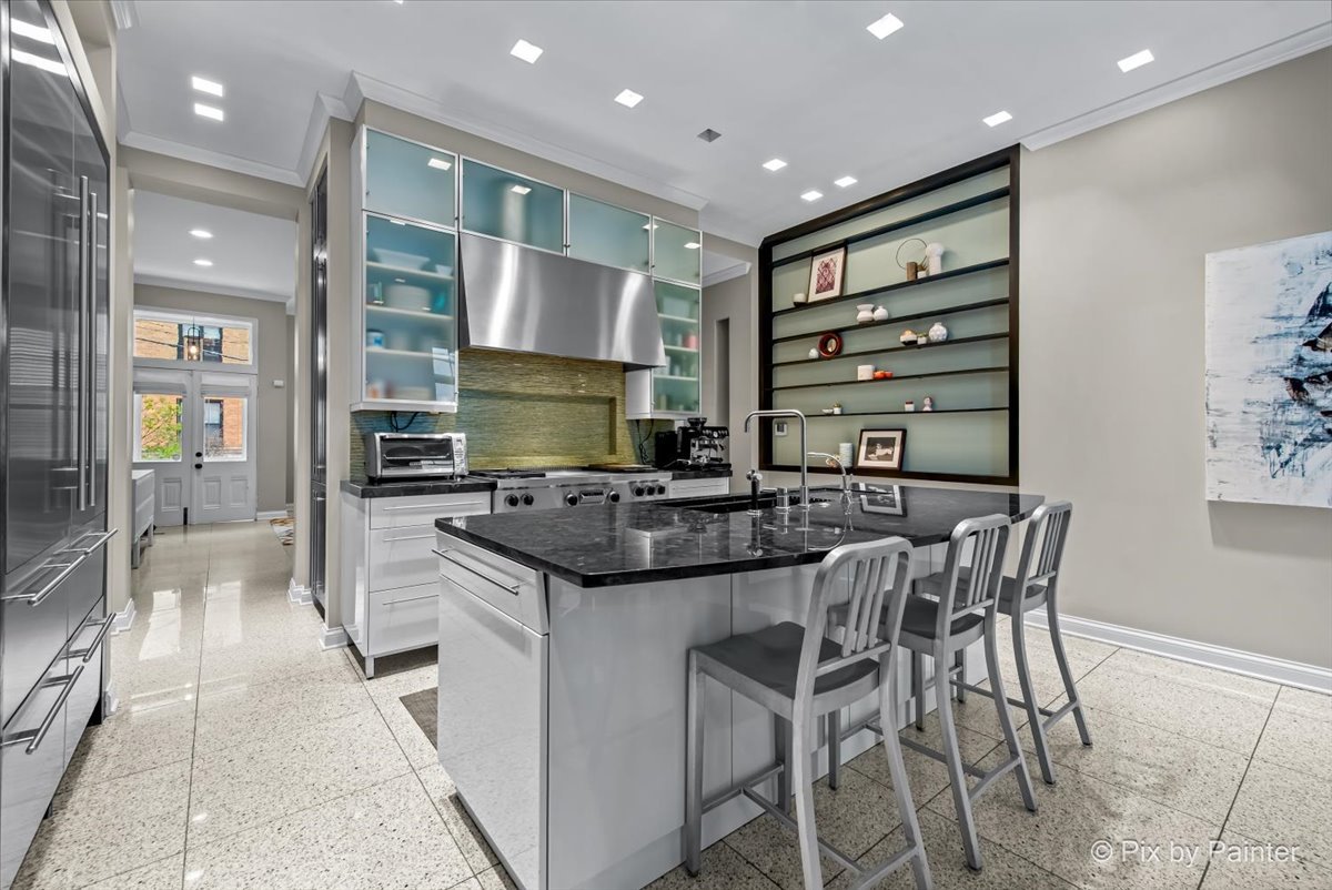 1917 N LINCOLN PARK WEST