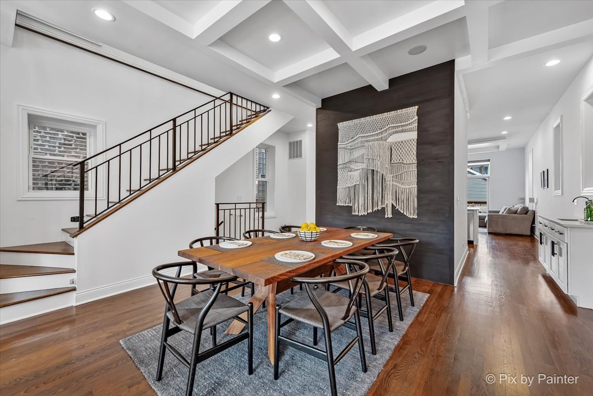 2636 W Crystal Street