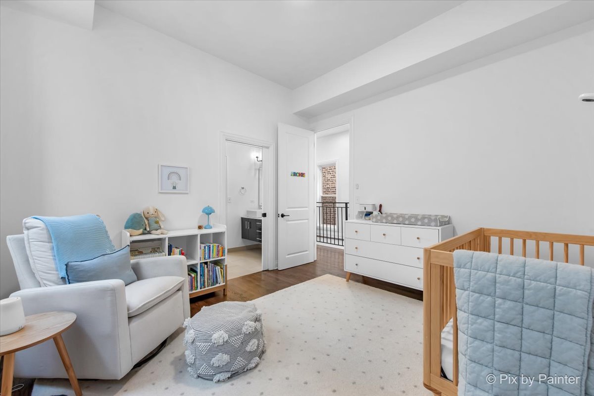 2636 W Crystal Street