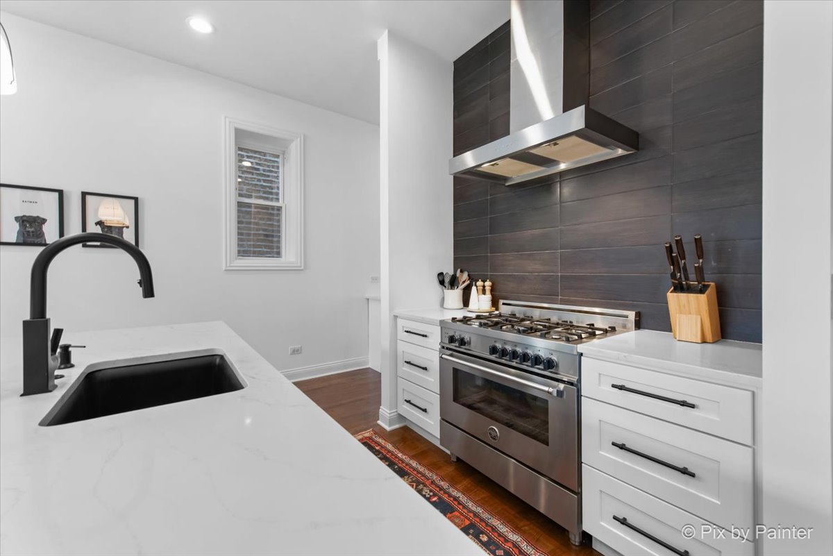 2636 W Crystal Street