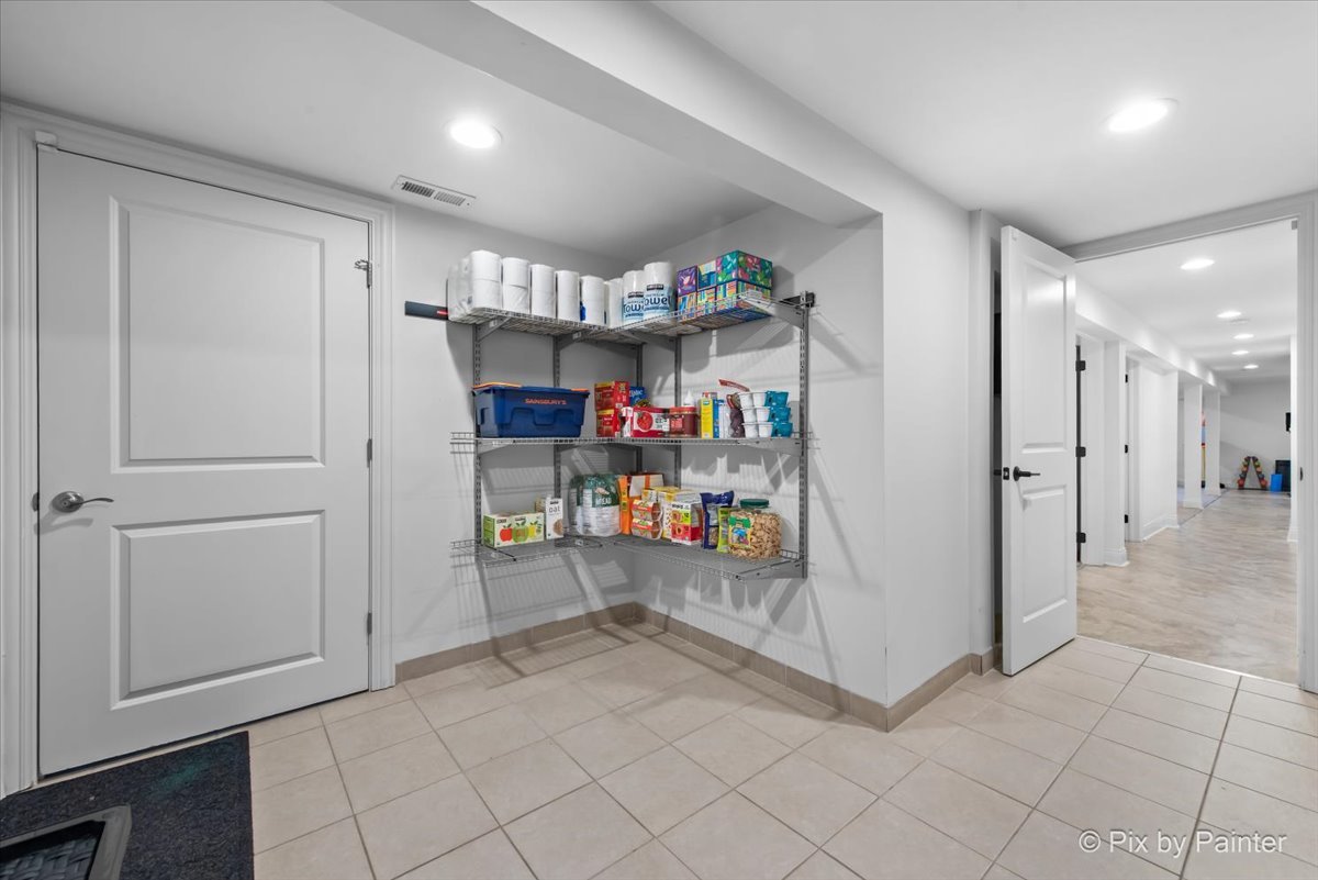 2636 W Crystal Street