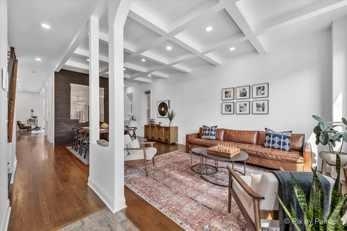 2636 W Crystal Street