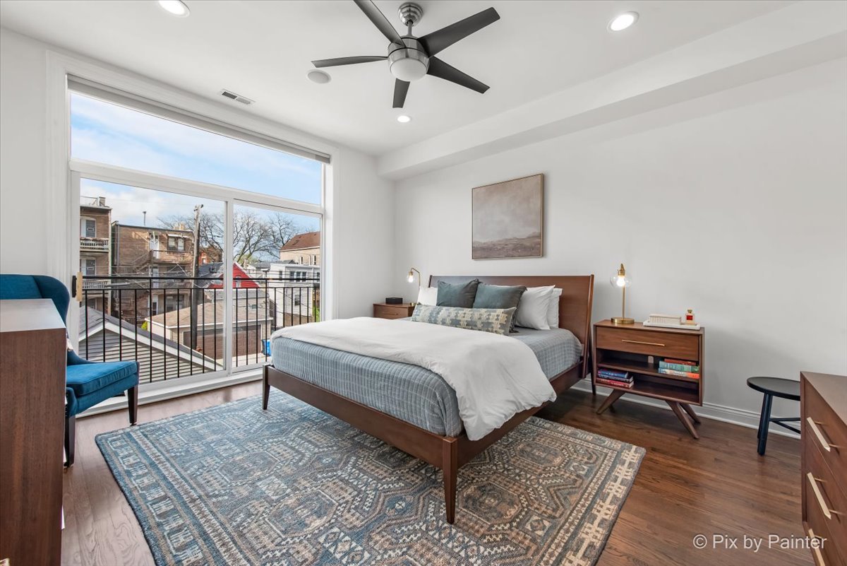 2636 W Crystal Street