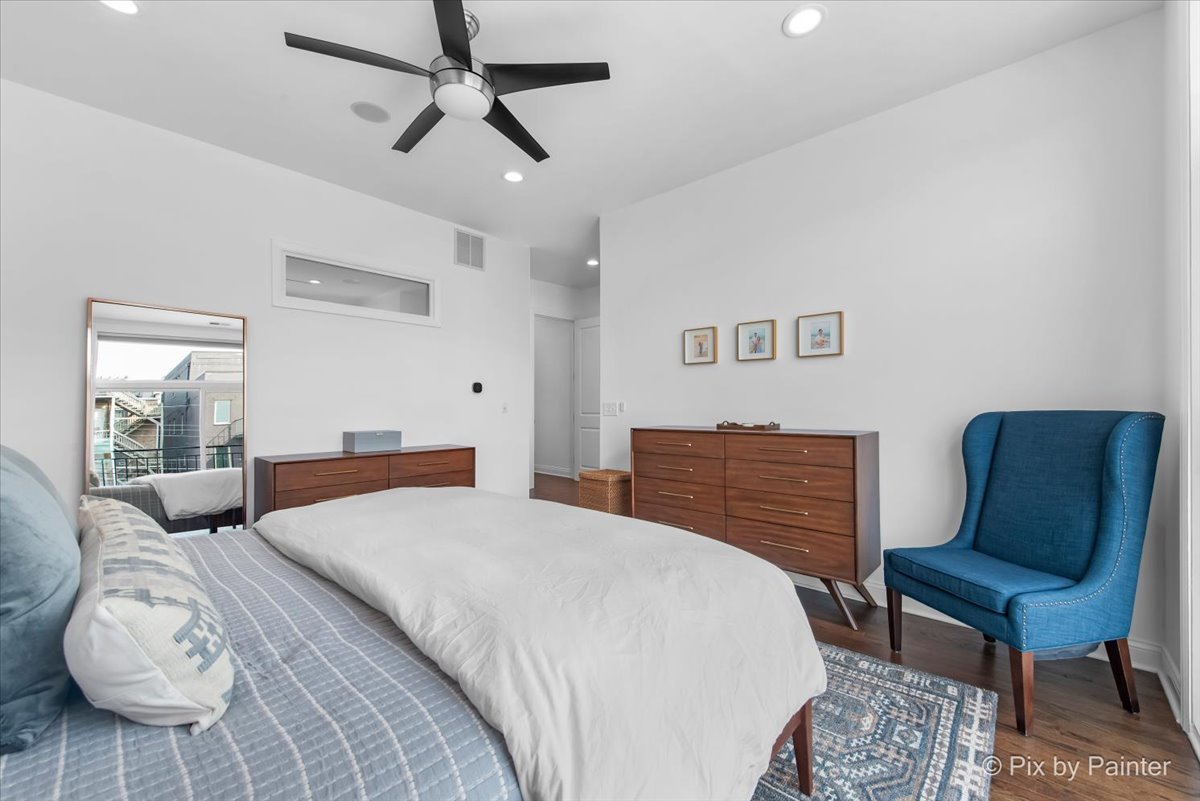 2636 W Crystal Street