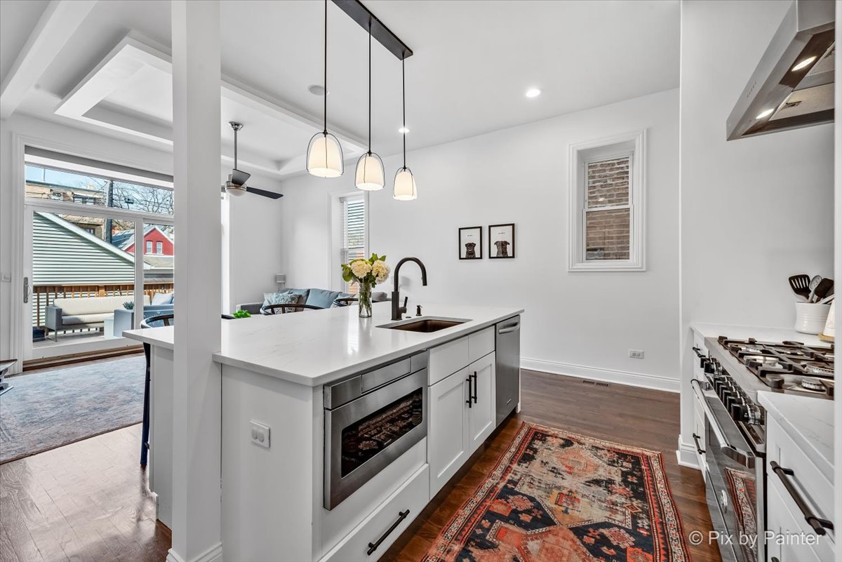 2636 W Crystal Street