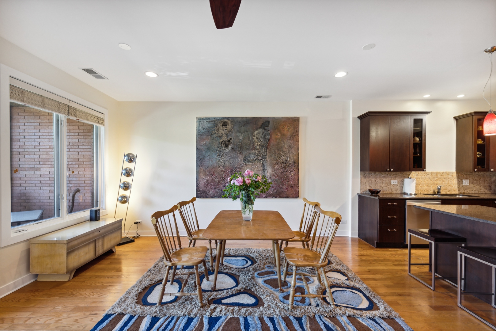 829 N California Avenue Unit: 3