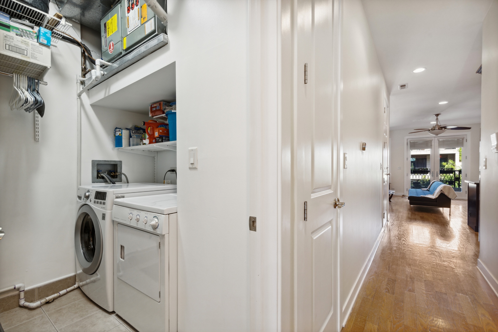 829 N California Avenue Unit: 3