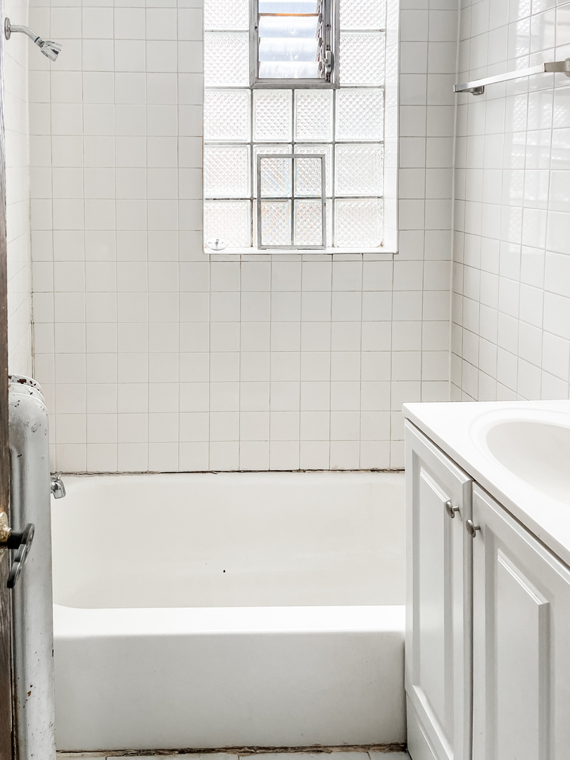 1127 W Farwell Avenue Unit: 307