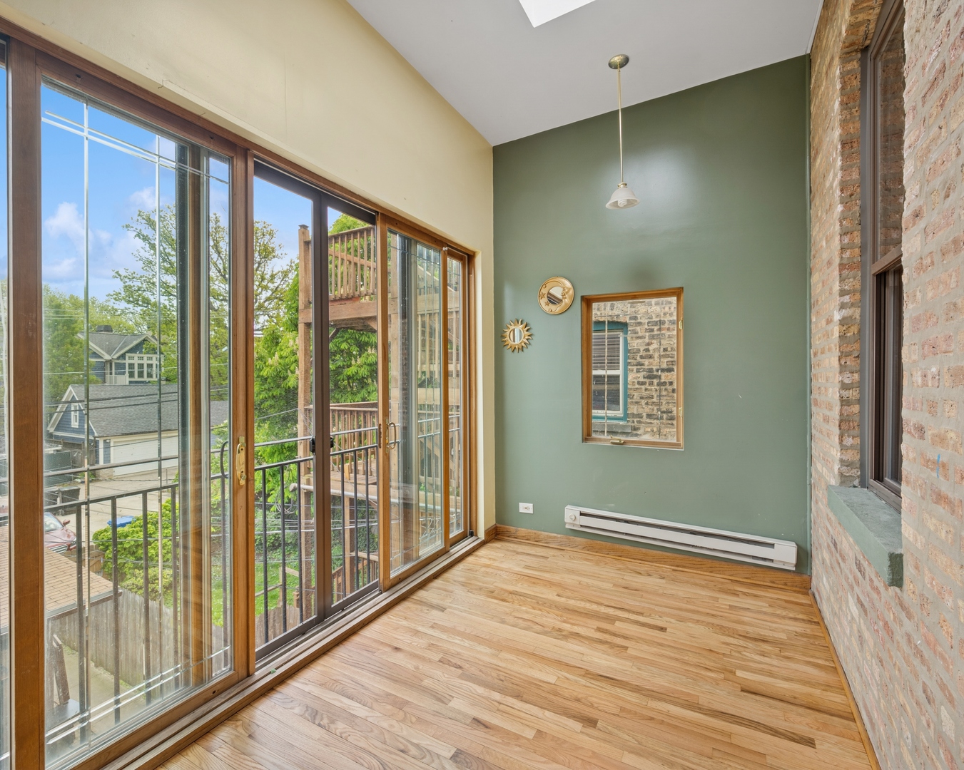 4143 N Ashland Avenue Unit: 2B