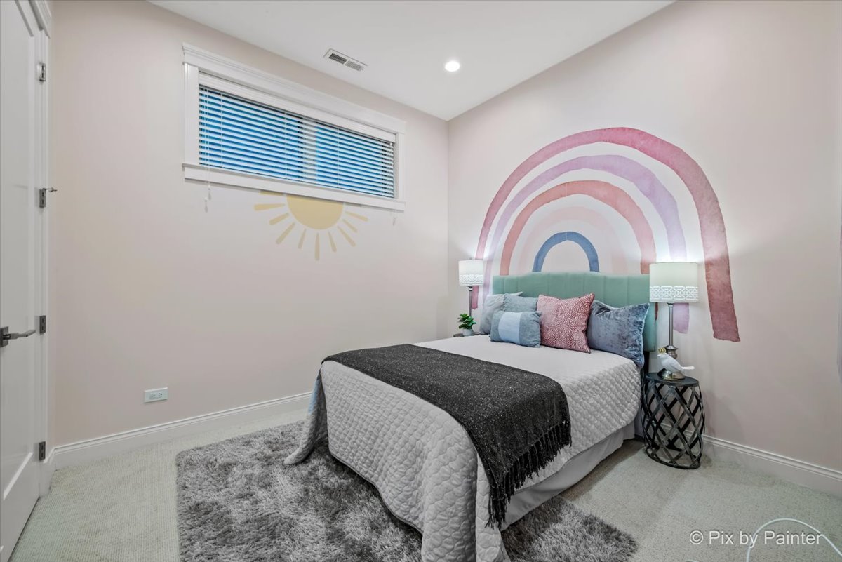 3414 N SEMINARY Avenue Unit: 1