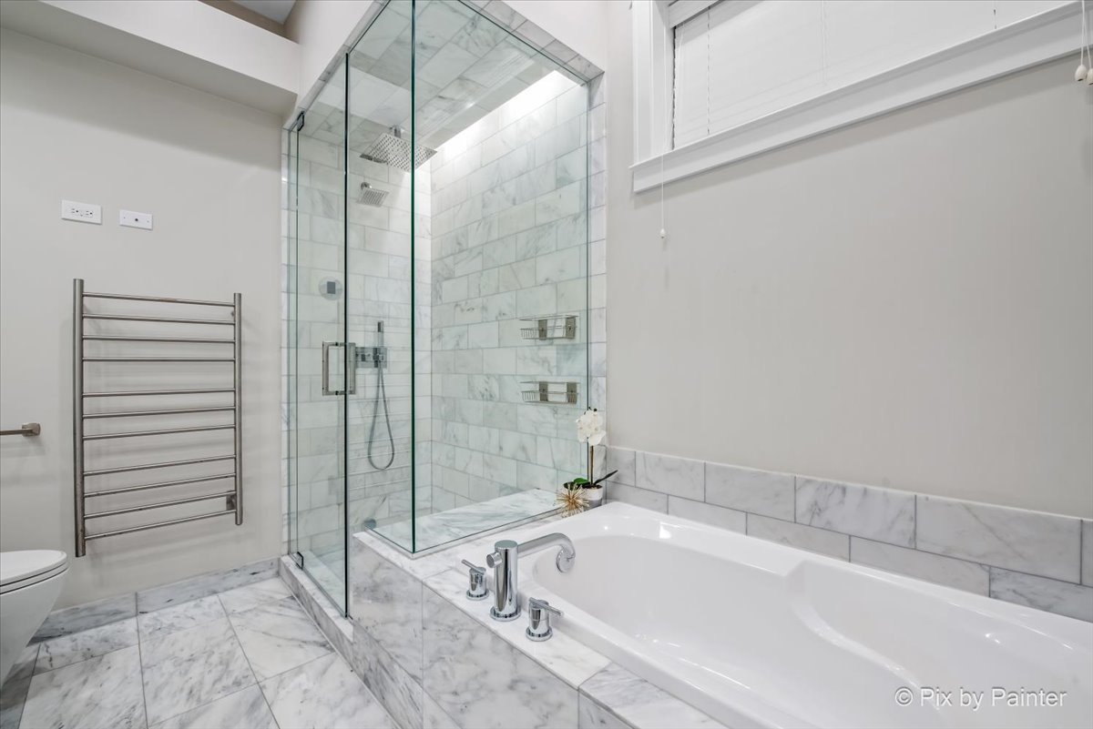 3414 N SEMINARY Avenue Unit: 1