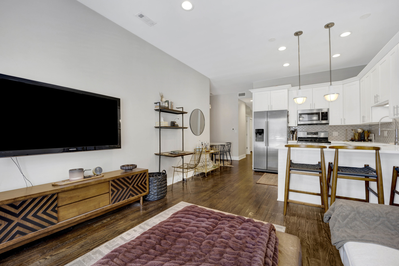 2846 N HALSTED Street Unit: 1N