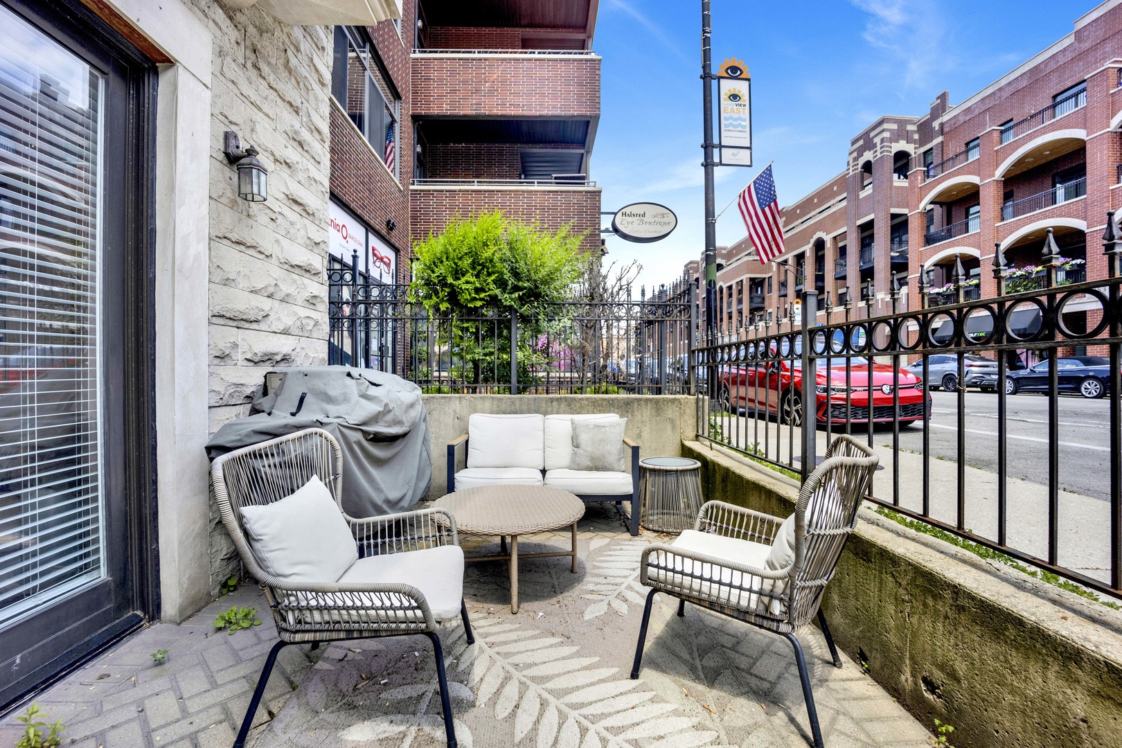 2846 N HALSTED Street Unit: 1N